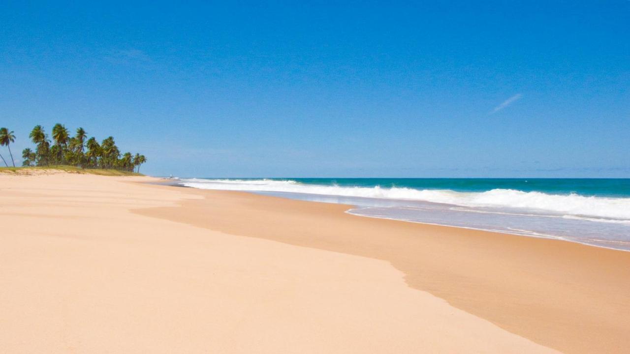 Bangalo De Madeira Em Condominio De Praia Camaçari Buitenkant foto